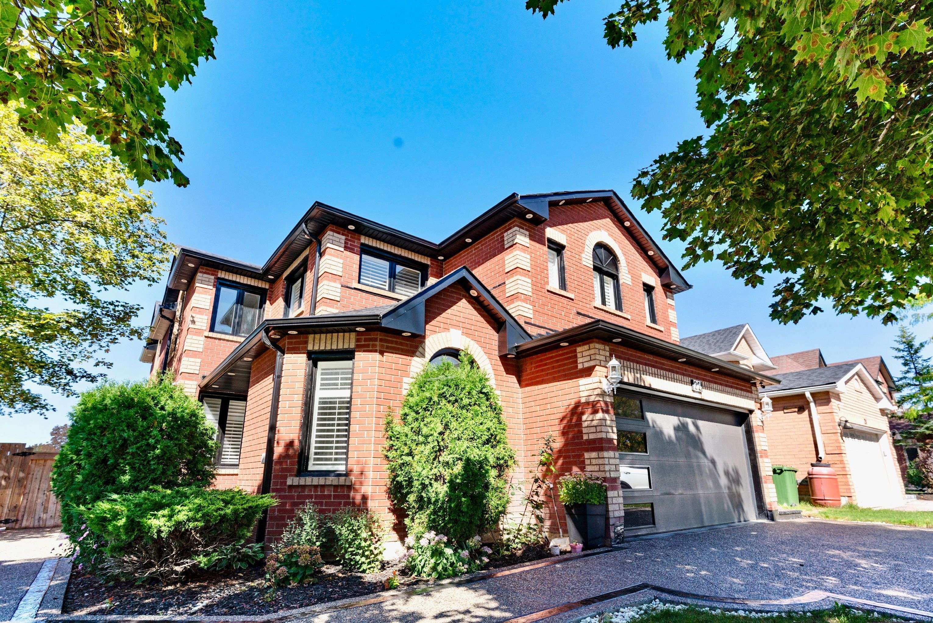 Caledon, ON L7C 1A1,22 Livingston DR