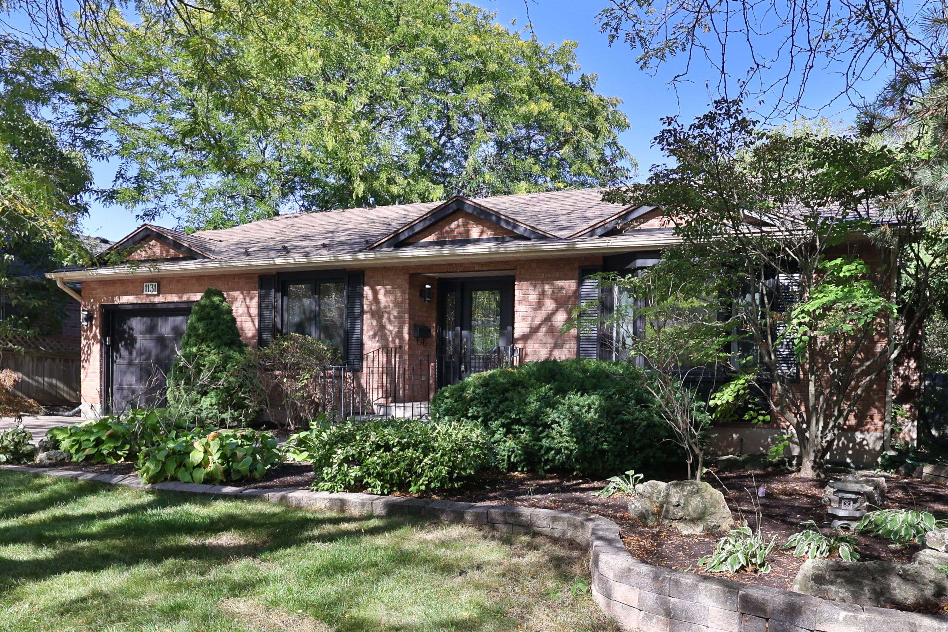 Burlington, ON L7S 1Z9,1131 Carol ST