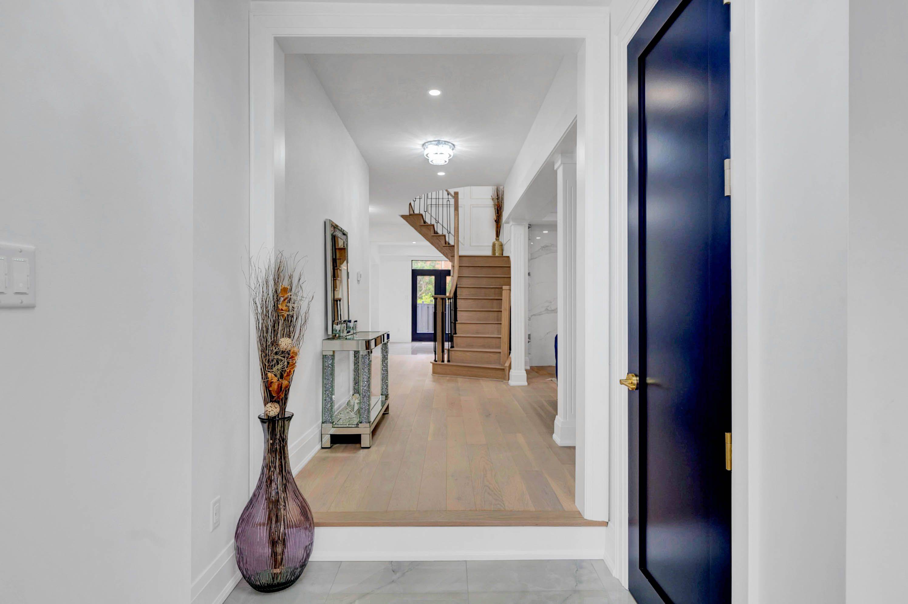 Brampton, ON L6R 3H6,4 Freshspring DR