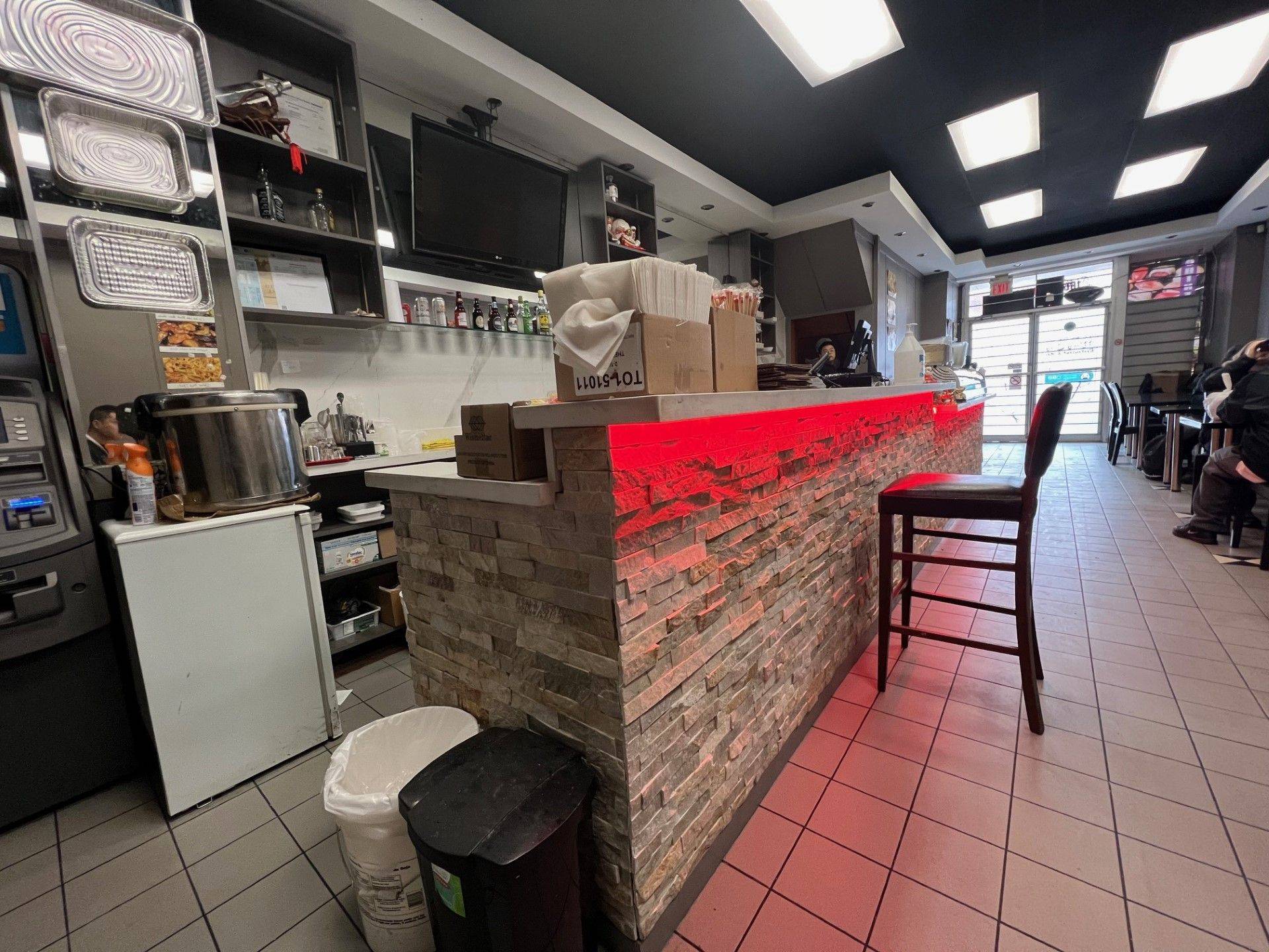 Toronto W04, ON M6E 2H2,1662 Eglinton AVE W #GND+BMT