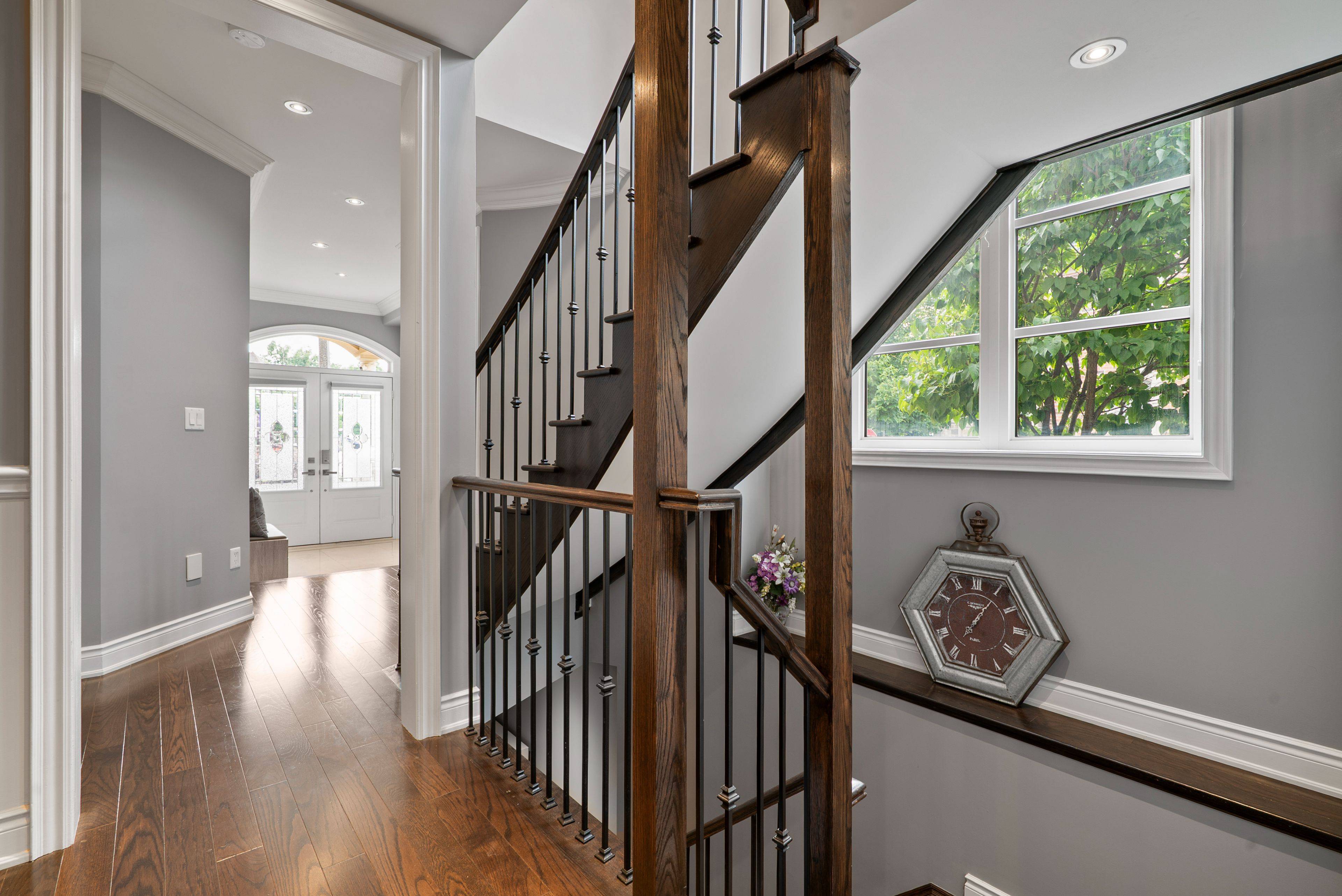 Oakville, ON L6M 0S1,2469 Chateau Common