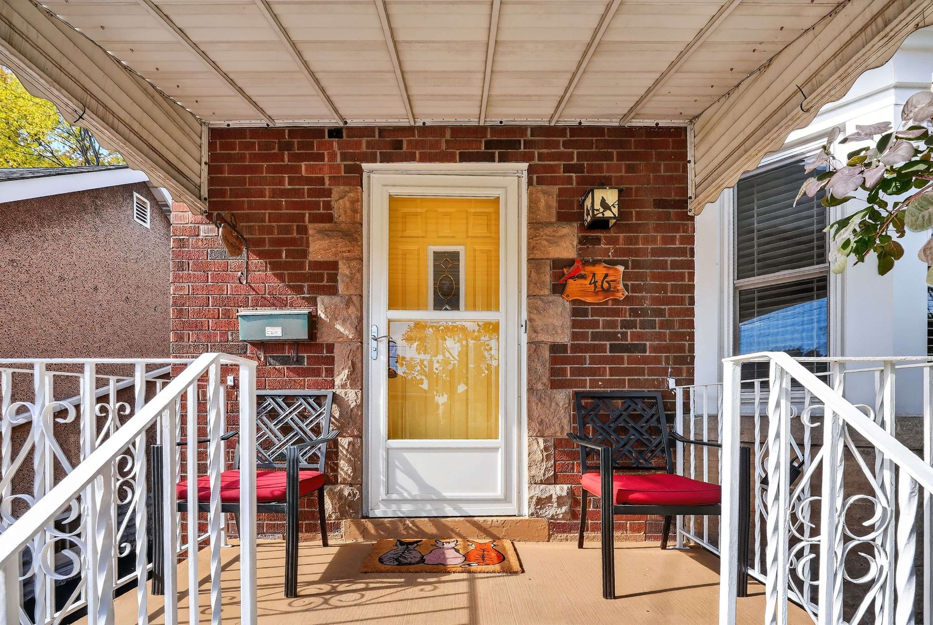 Hamilton, ON L8K 3A4,46 Weir ST S