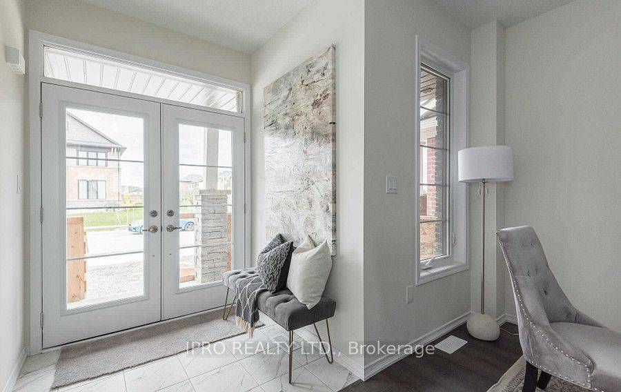 Hamilton, ON L8J 0M2,8 Toffee TRL