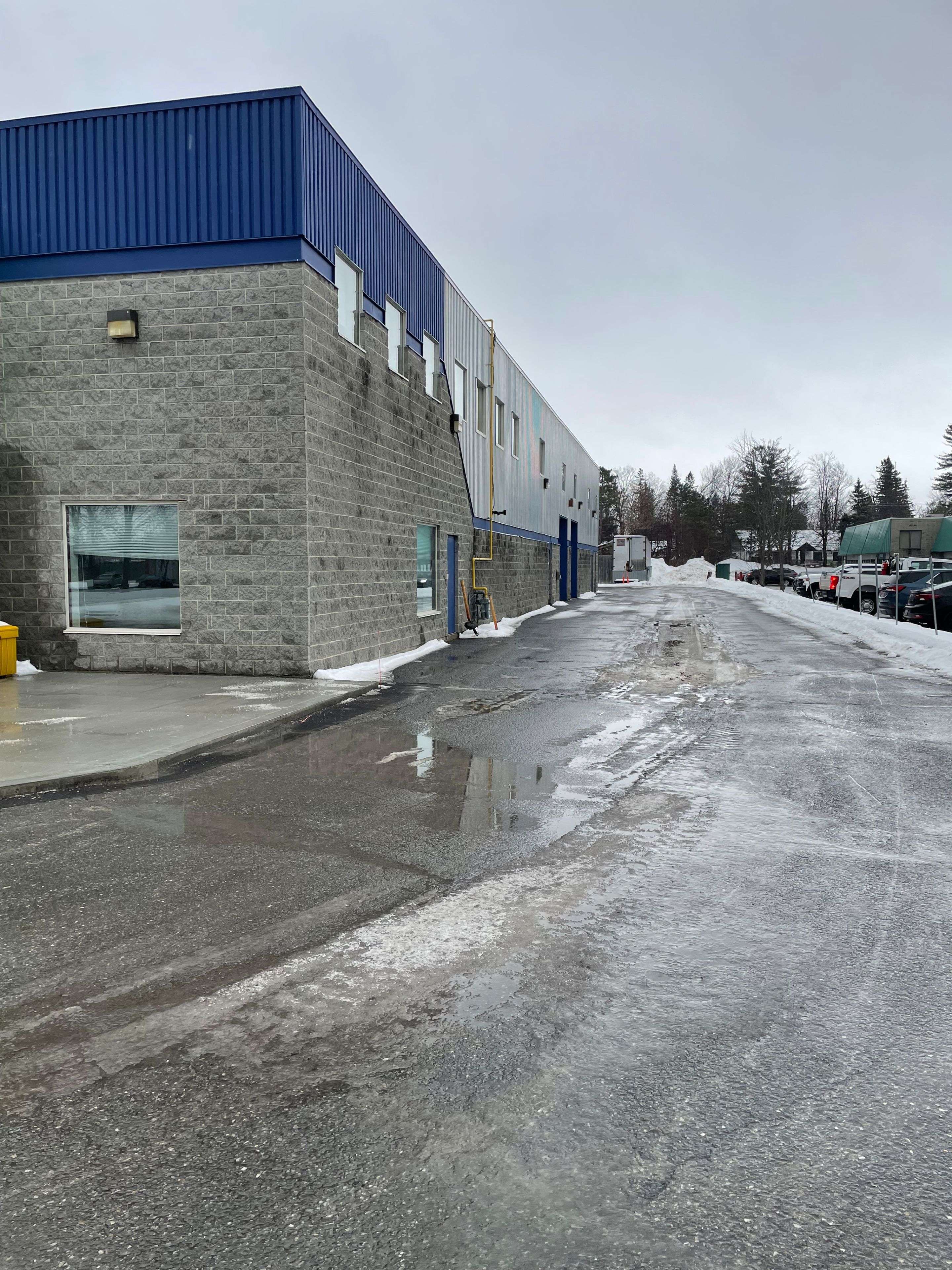 Country Place - Pineglen - Crestview And Area, ON K2E 7X7,75 AURIGA DR