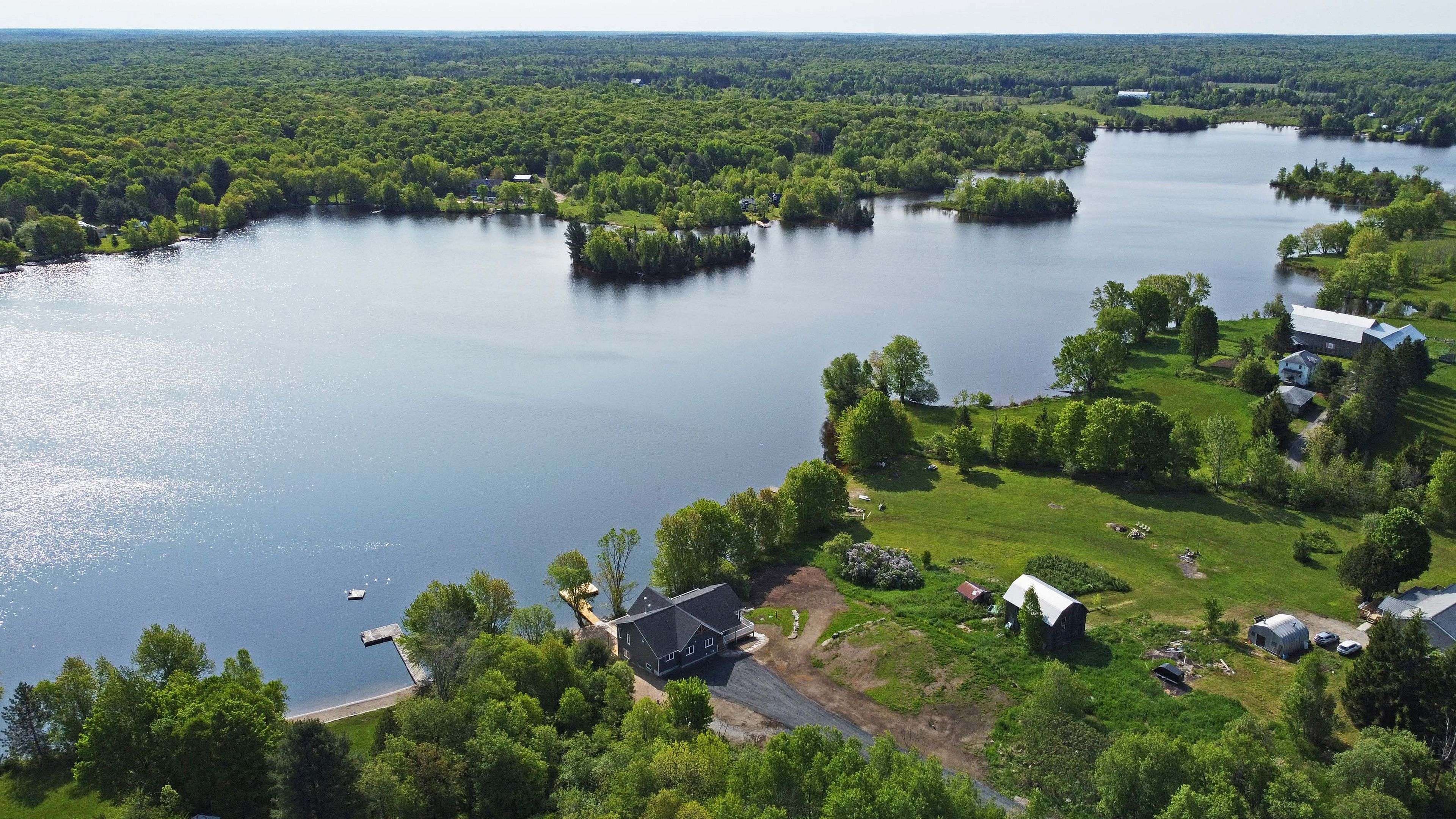 Mckellar, ON P2A 0B5,49 Hardies RD