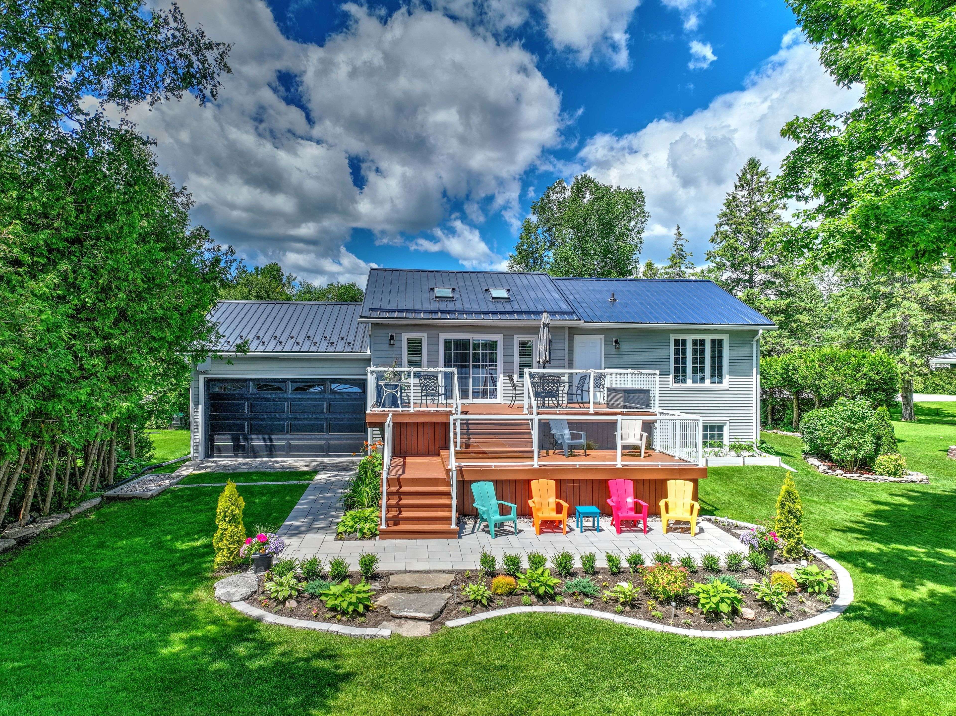 Kawartha Lakes, ON K0M 1T0,26 Greenwood CRES