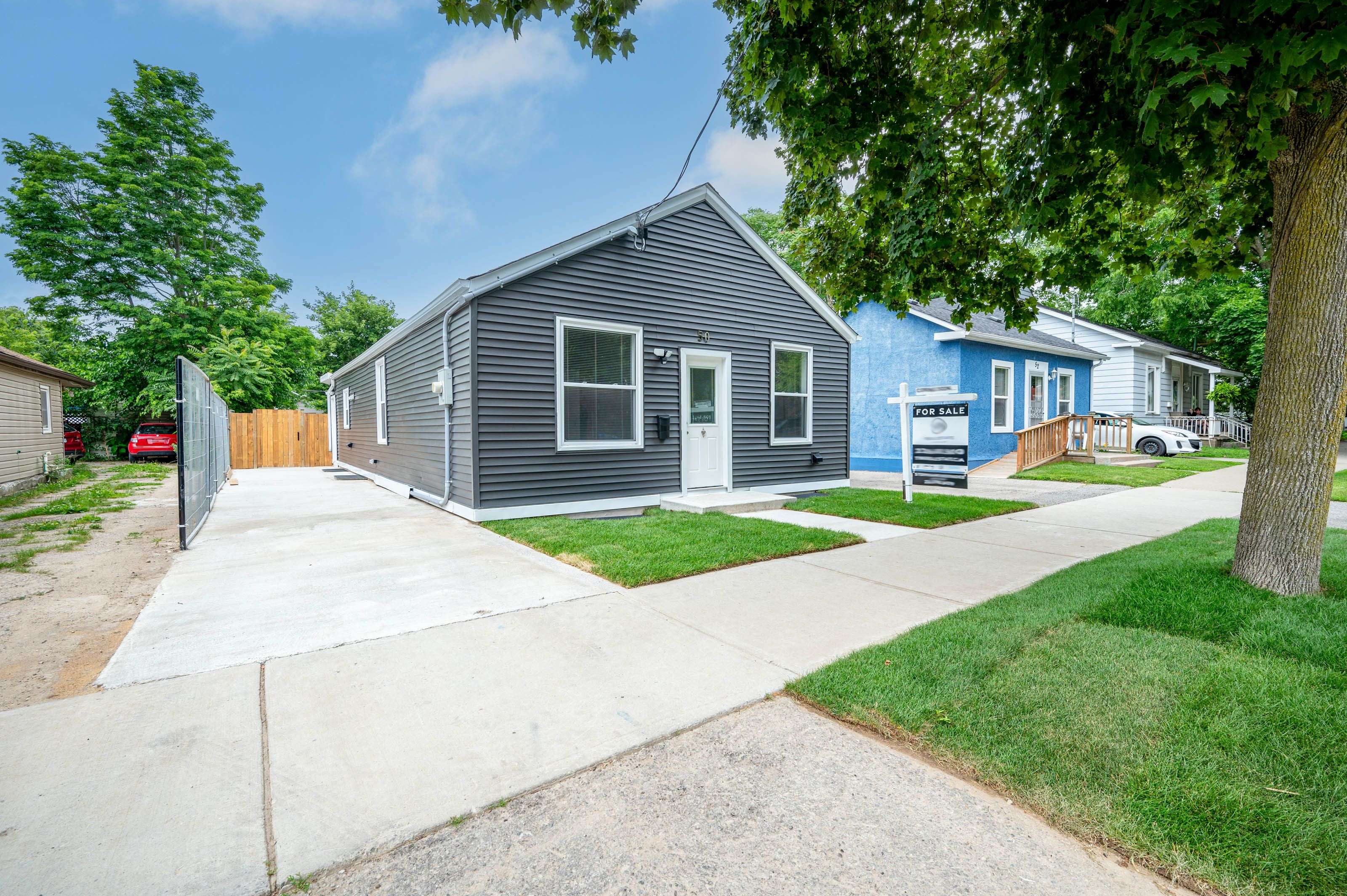 Brantford, ON N3T 3N6,50 Pearl ST