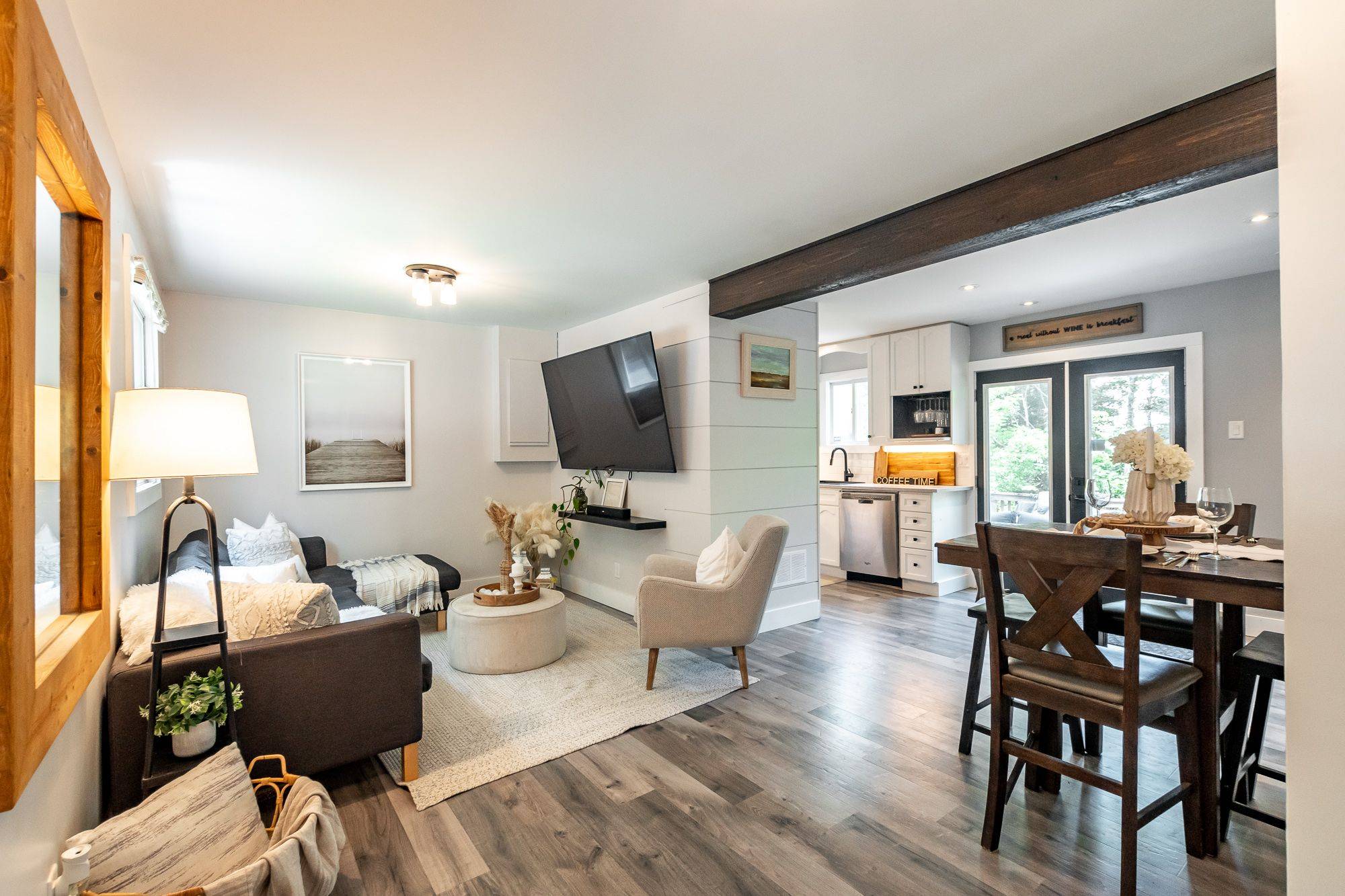 Huntsville, ON P1H 1V3,16 Walpole ST