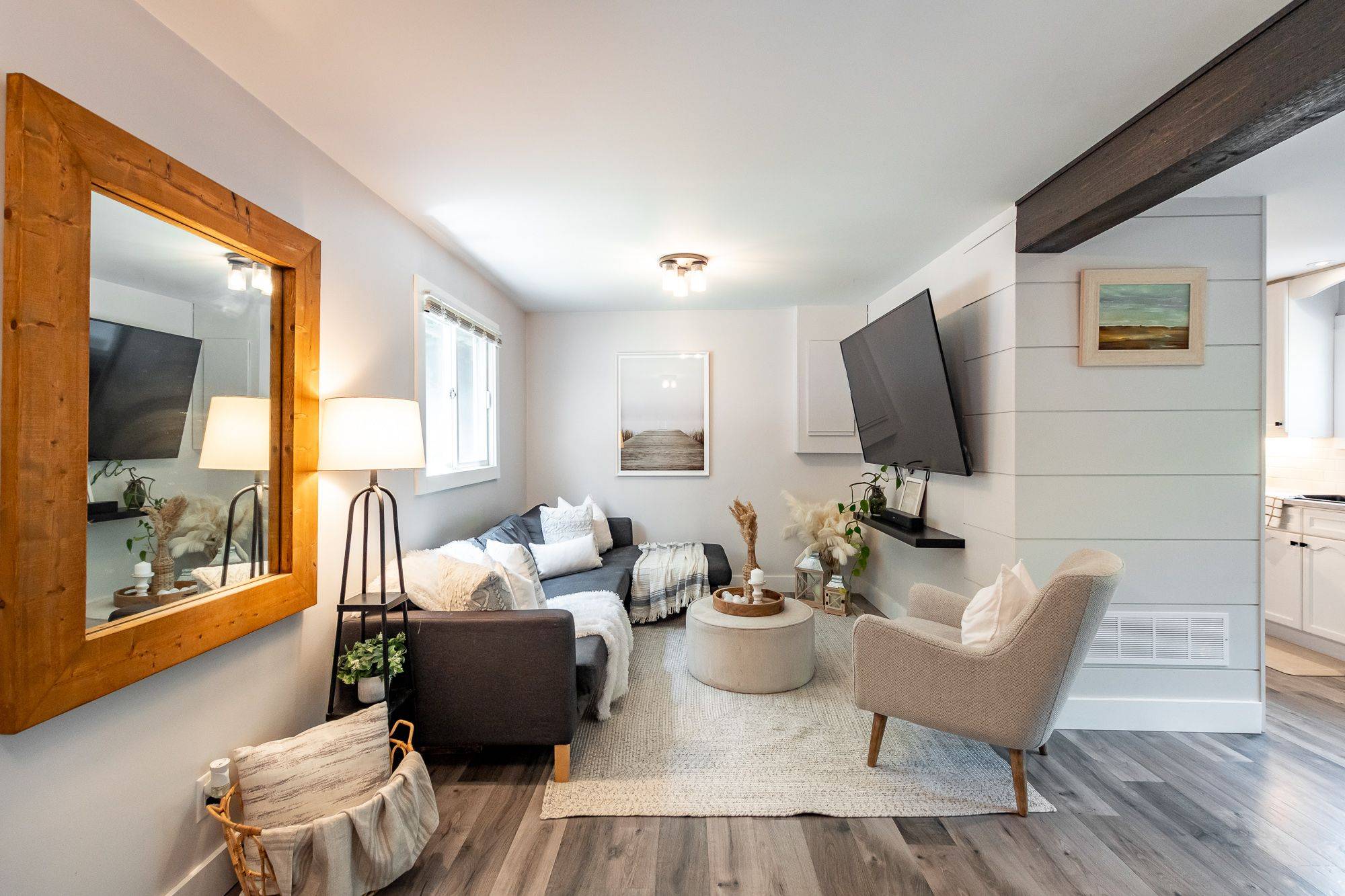 Huntsville, ON P1H 1V3,16 Walpole ST