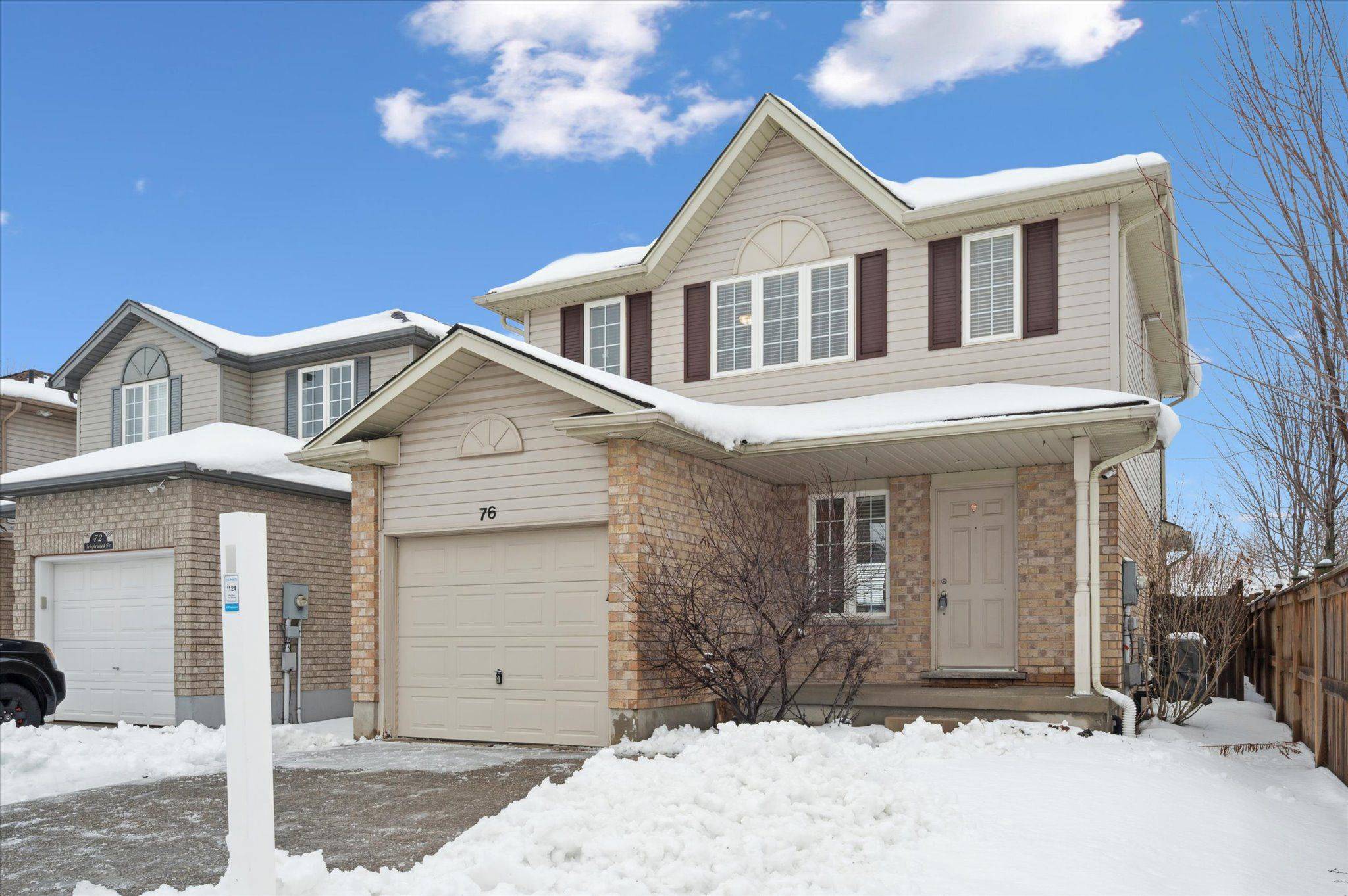 Kitchener, ON N2R 1X3,76 Templewood DR