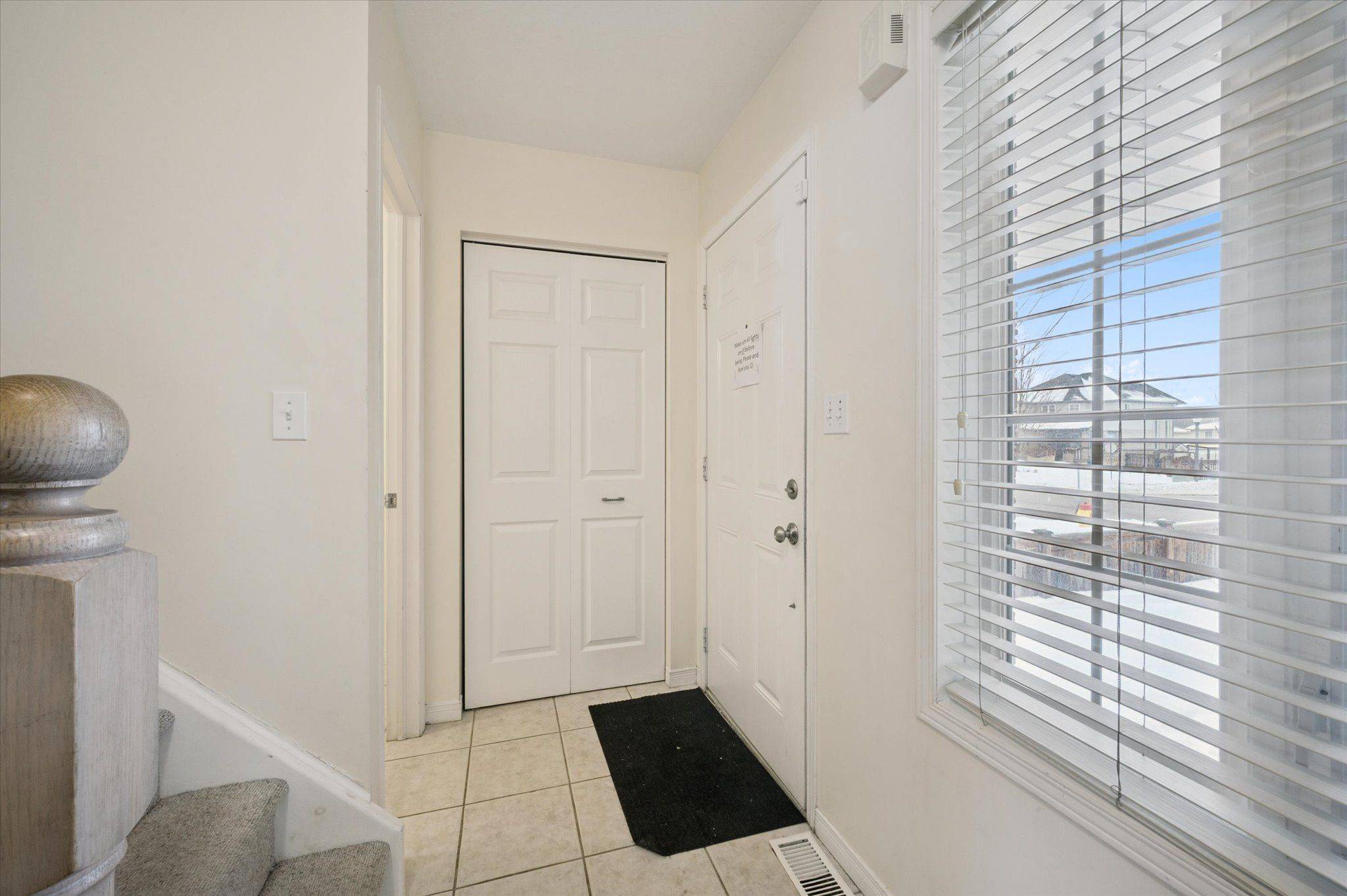 Kitchener, ON N2R 1X3,76 Templewood DR