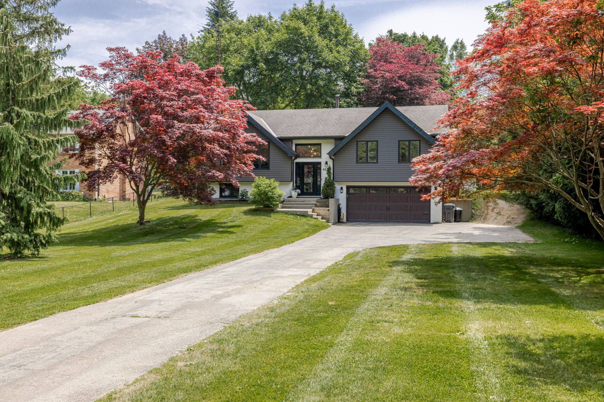 Central Elgin, ON N5P 3S8,46299 North ST N