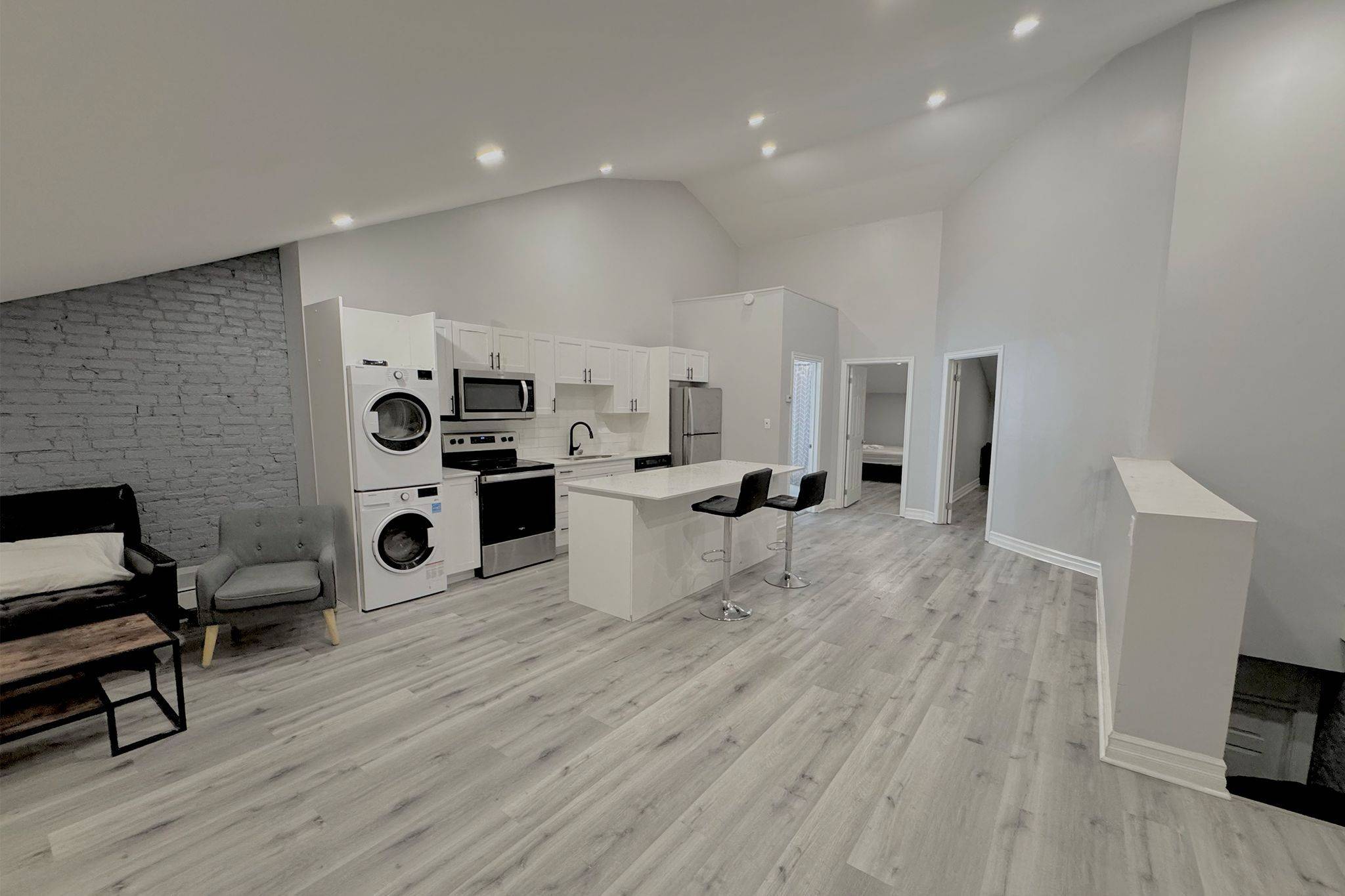 St. Thomas, ON N5P 1B4,268 Talbot ST #18