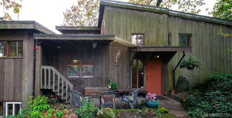 Saanich, BC V8Z 1N6,1168 Burnside Rd W