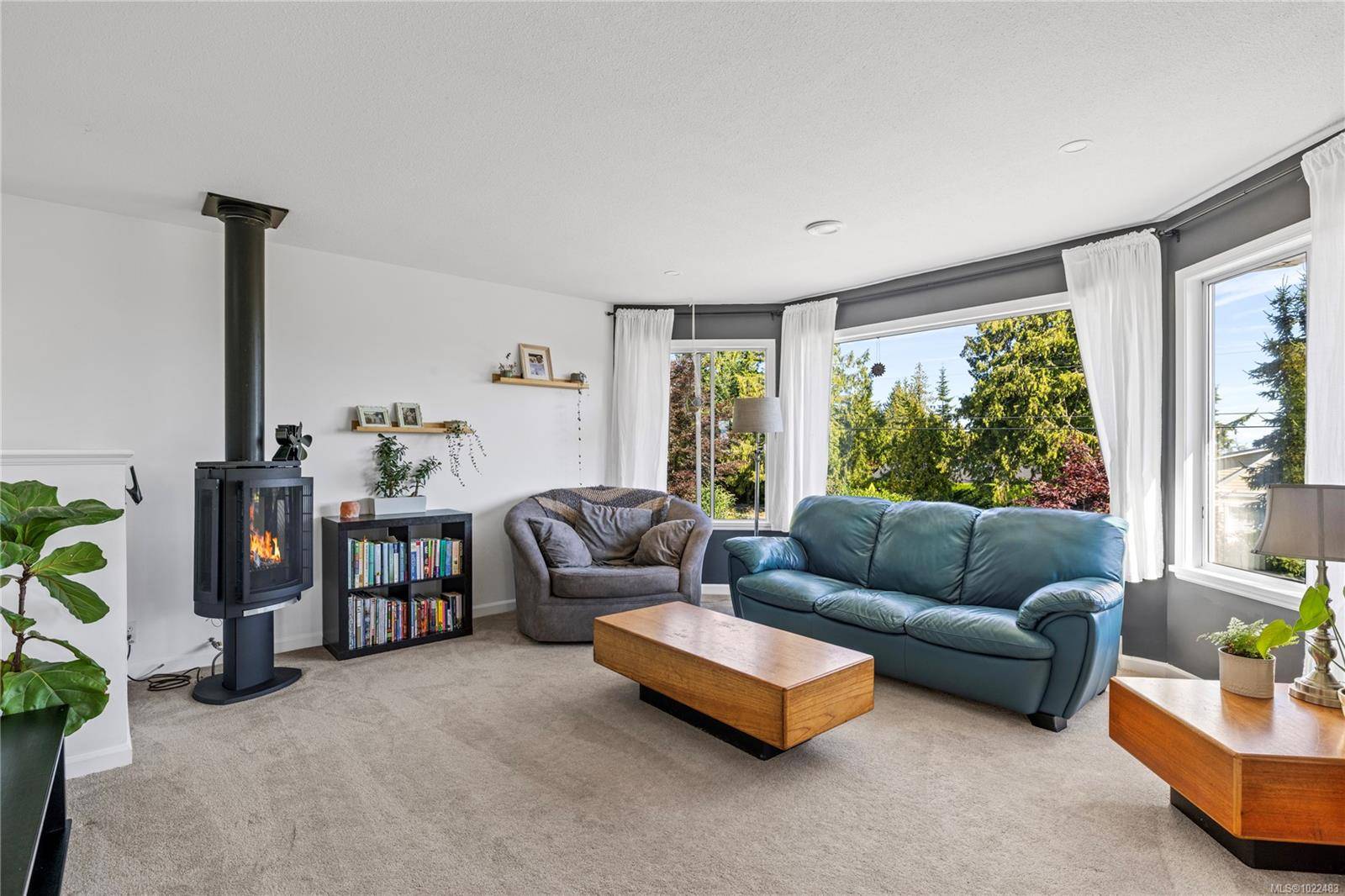 Qualicum Beach, BC V9K 2G8,1184 Centre Rd