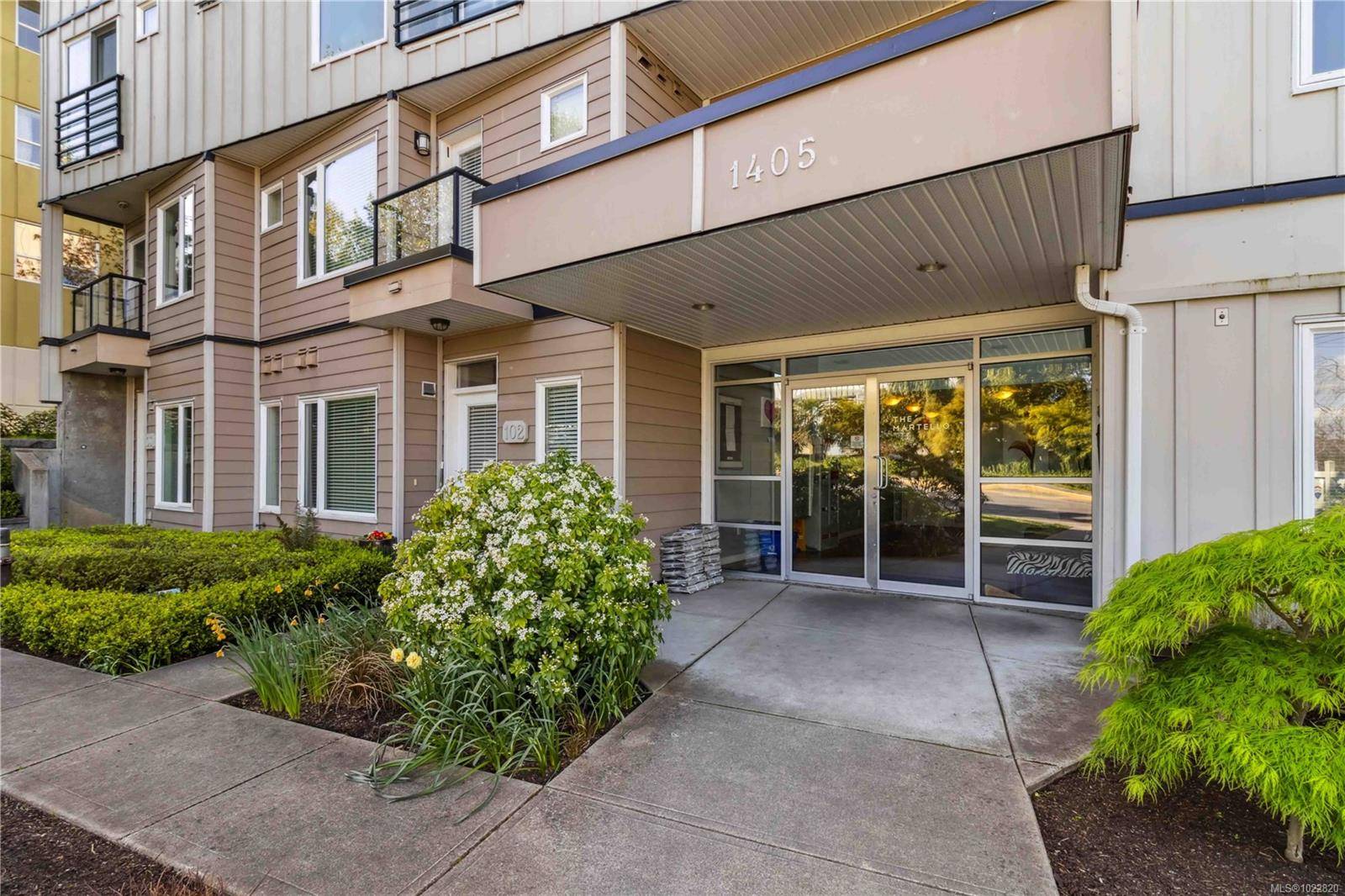 Esquimalt, BC V9A 0A4,1405 Esquimalt Rd #308