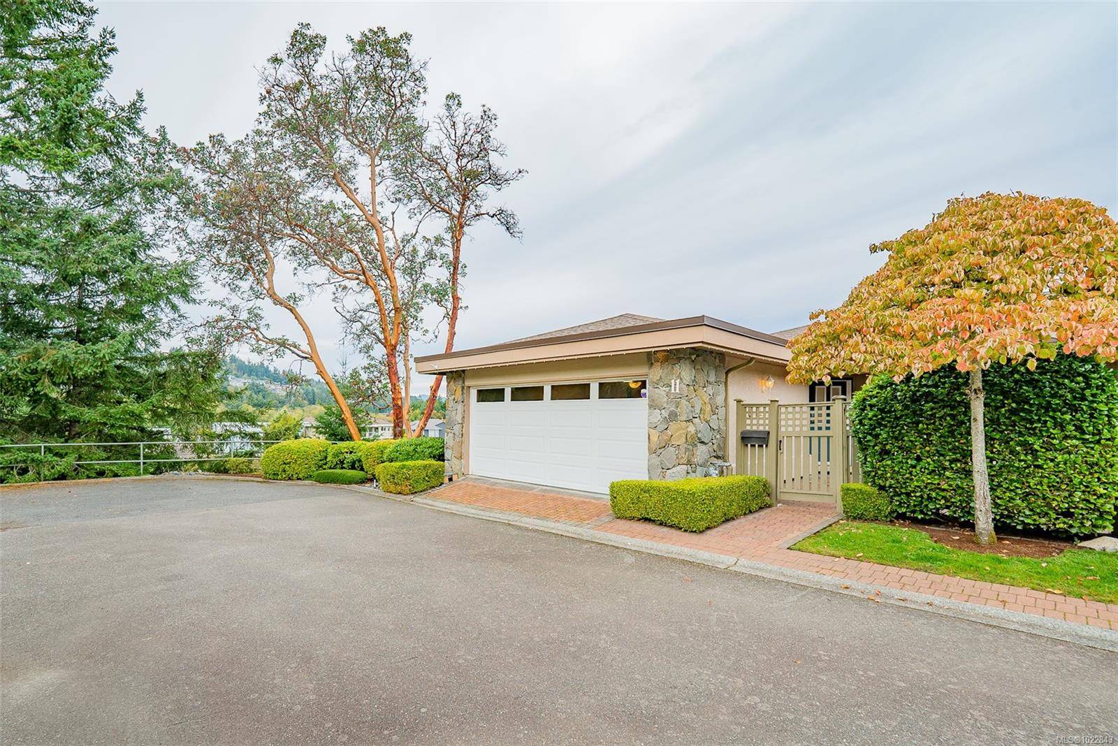 Nanaimo, BC V9V 1M9,4991 Bella Vista Cres #11