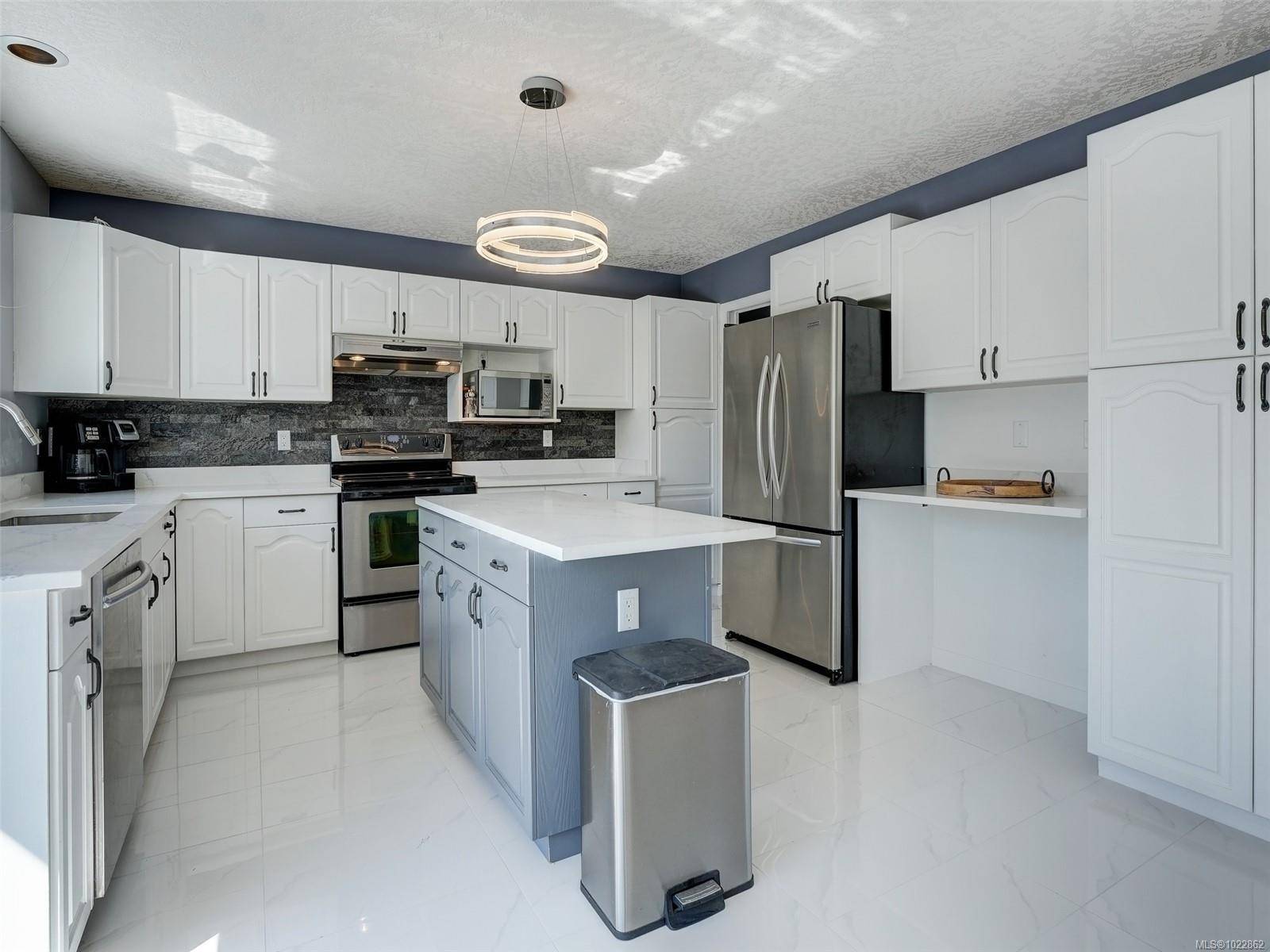 Cobble Hill, BC V8H 0K8,3718 Arbutus Dr N