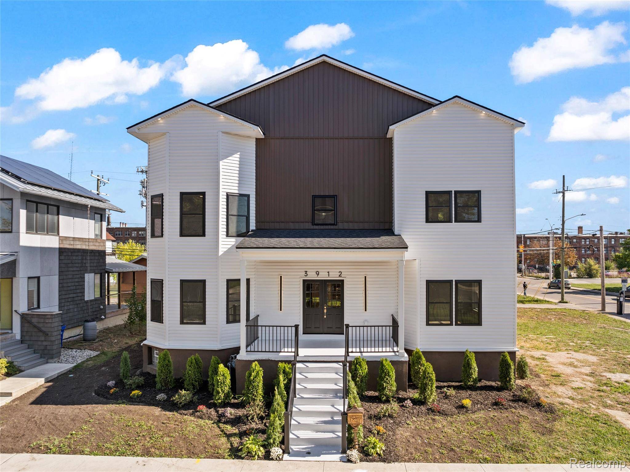 Detroit, MI 48201,3912 4th ST