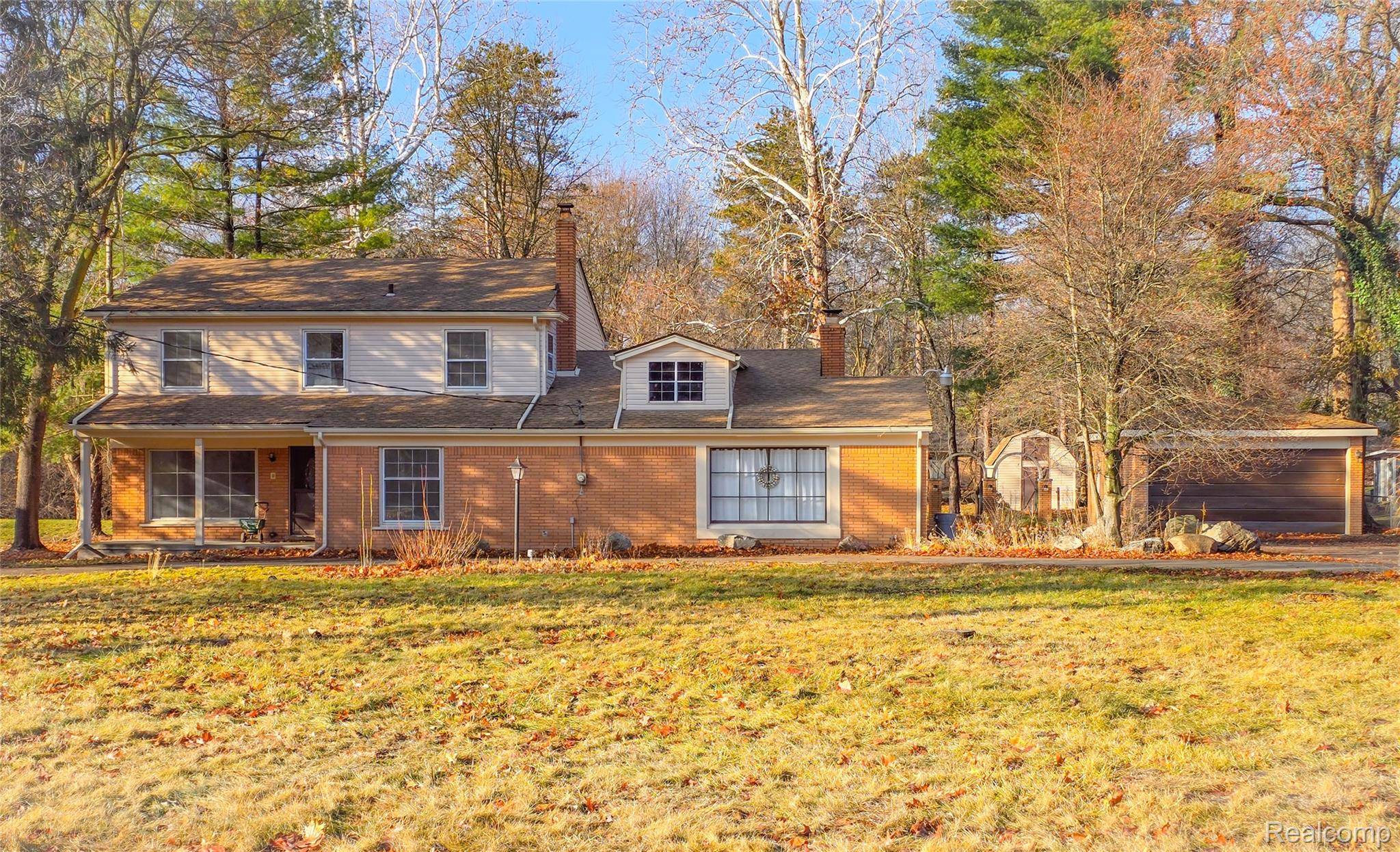 Southfield, MI 48033,21875 Beech RD