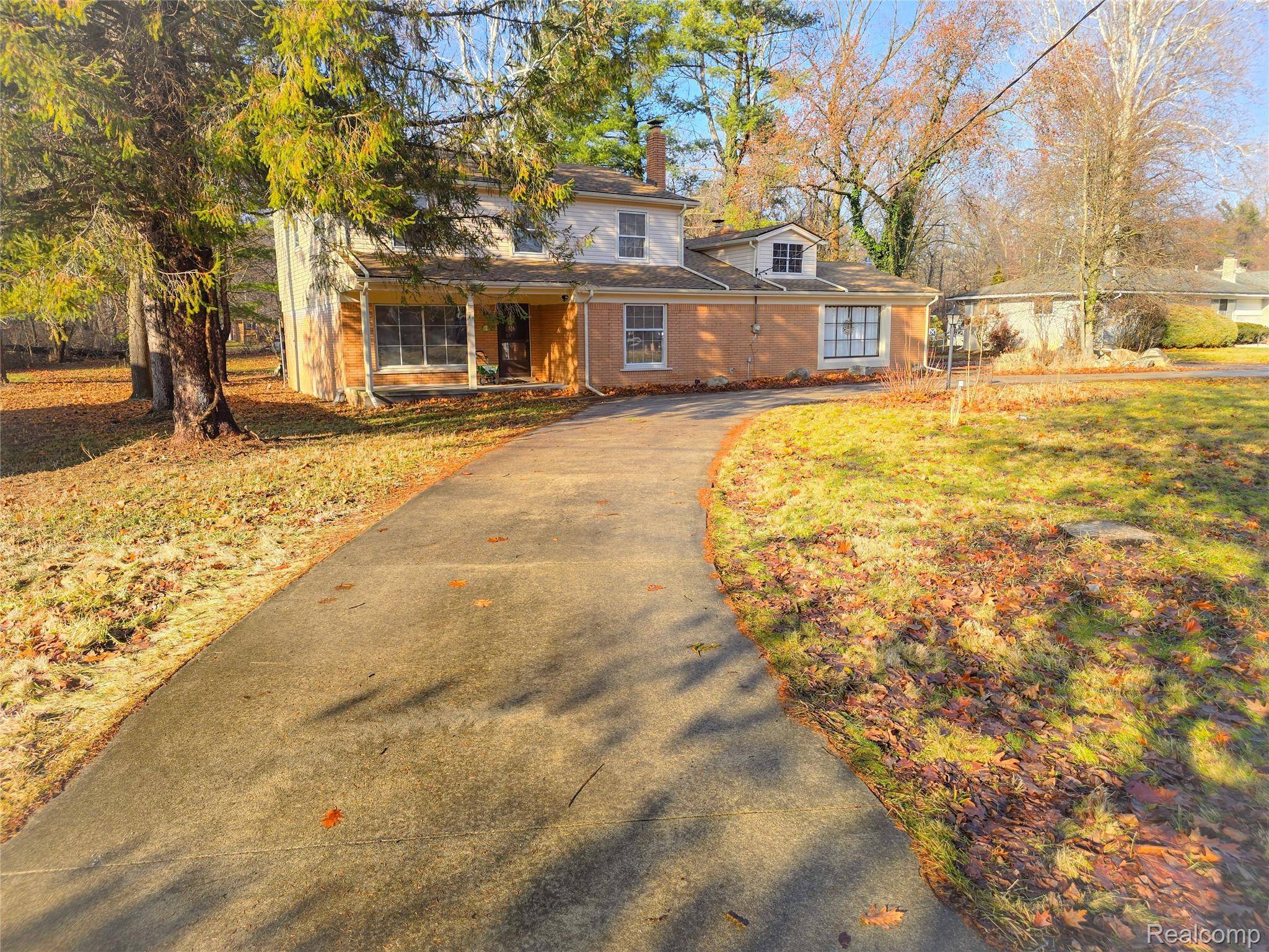 Southfield, MI 48033,21875 Beech RD