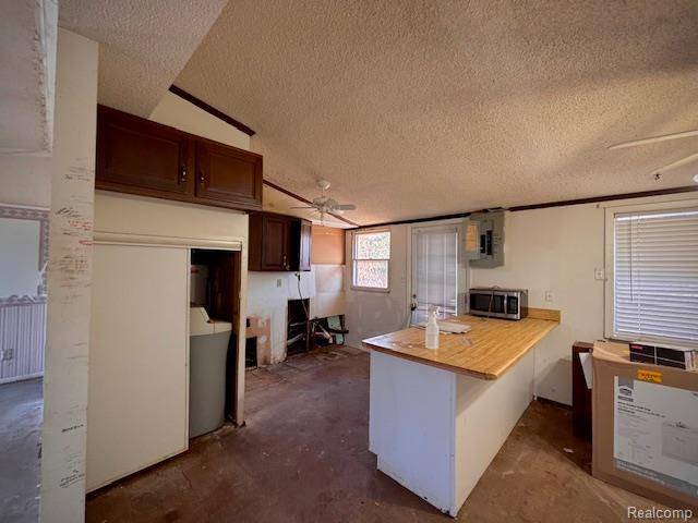 Commerce Twp, MI 48390,2148 Hoeft DR