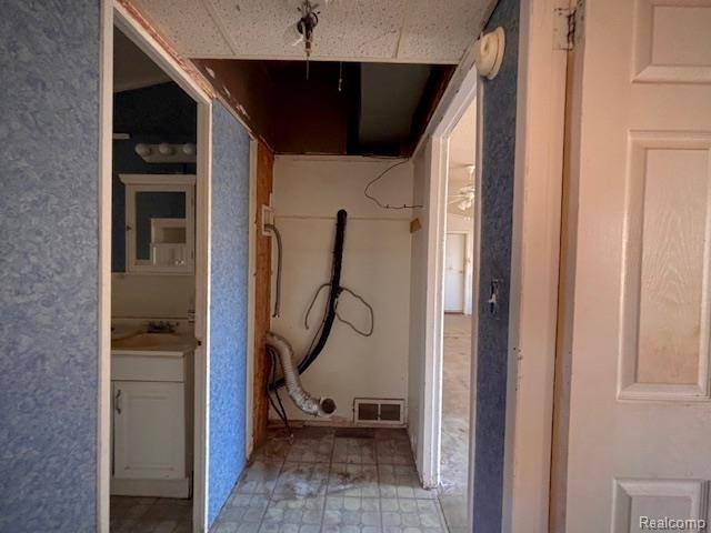 Commerce Twp, MI 48390,2148 Hoeft DR