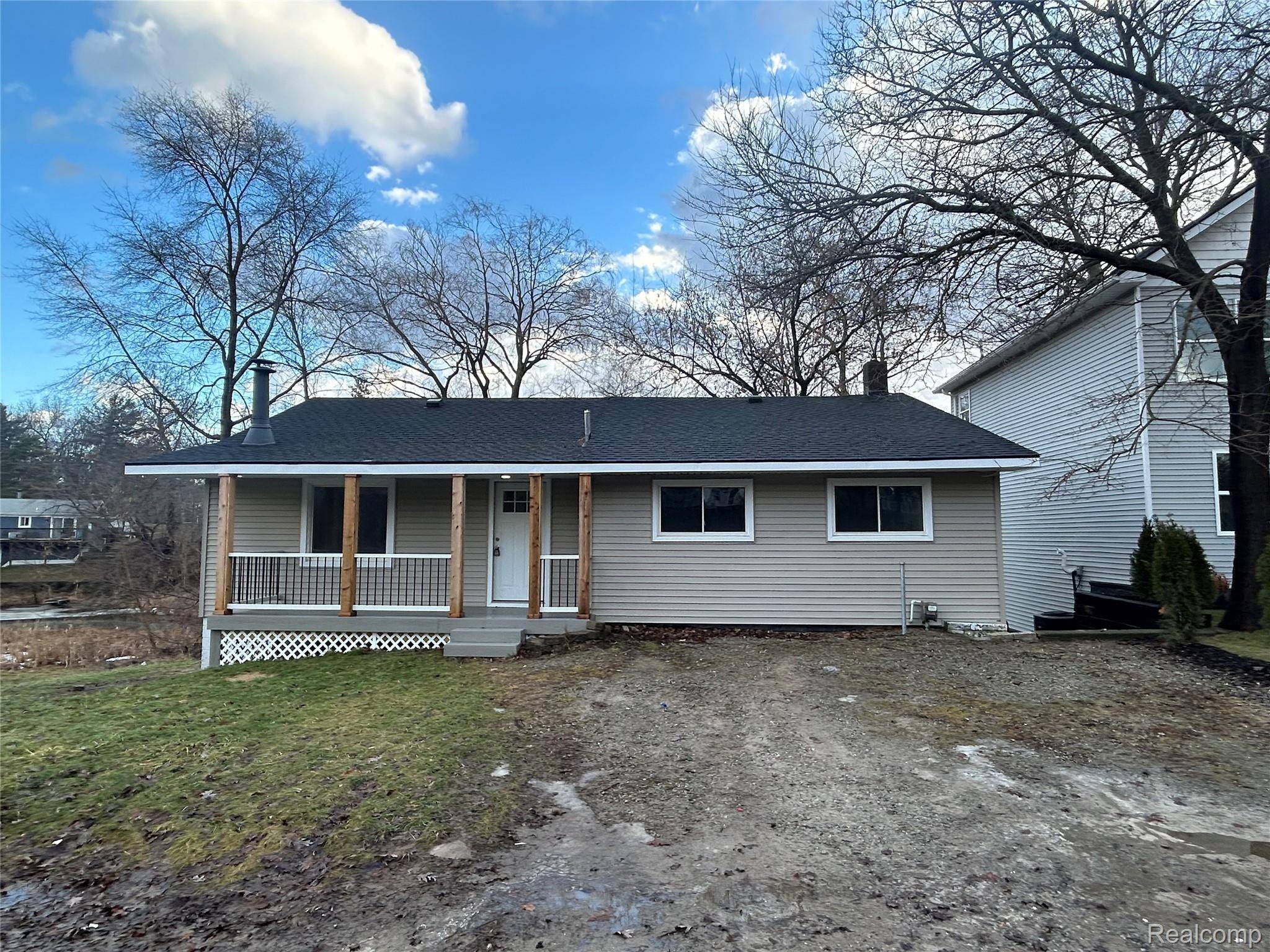 Lake Orion, MI 48362,506 N Conklin RD