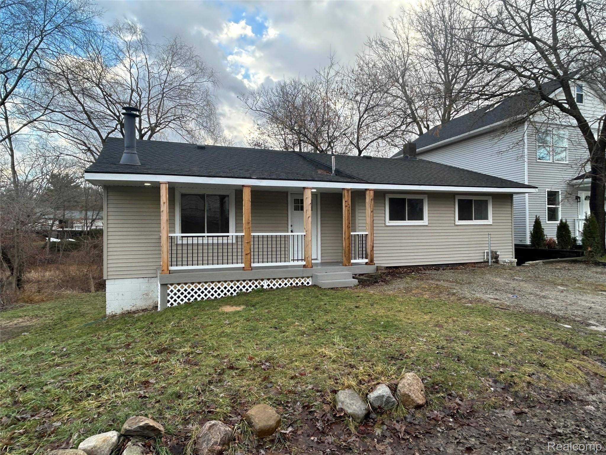 Lake Orion, MI 48362,506 N Conklin RD