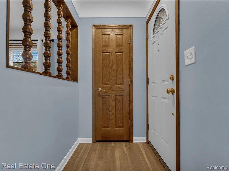 St. Clair Shores, MI 48081,21100 Yale ST