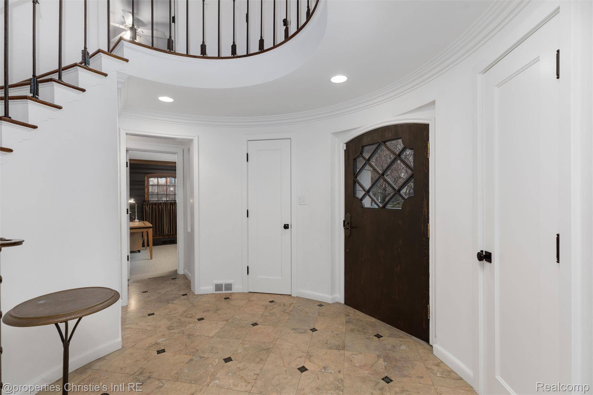 Grosse Pointe Park, MI 48230,1059 Berkshire RD