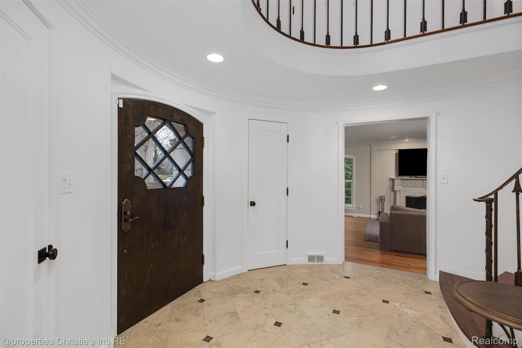 Grosse Pointe Park, MI 48230,1059 Berkshire RD