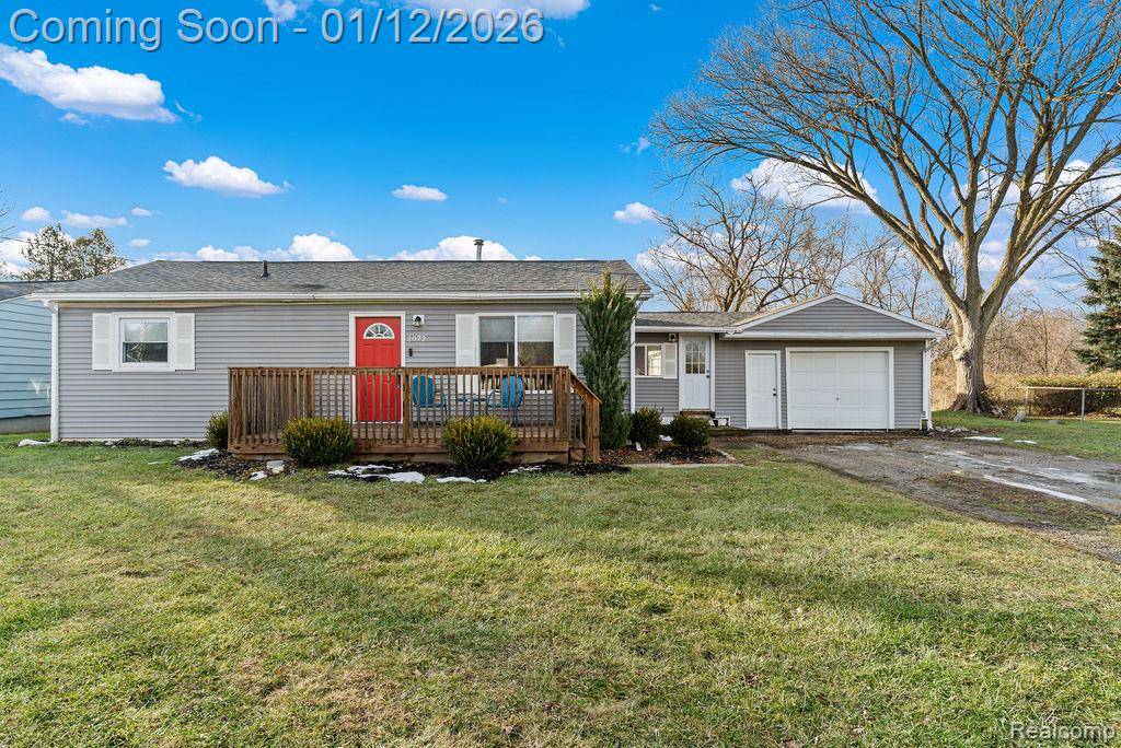 Burton, MI 48519,2072 Sandalwood DR