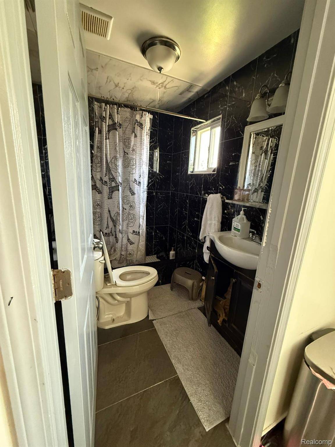 Detroit, MI 48228,6848 Rutland ST