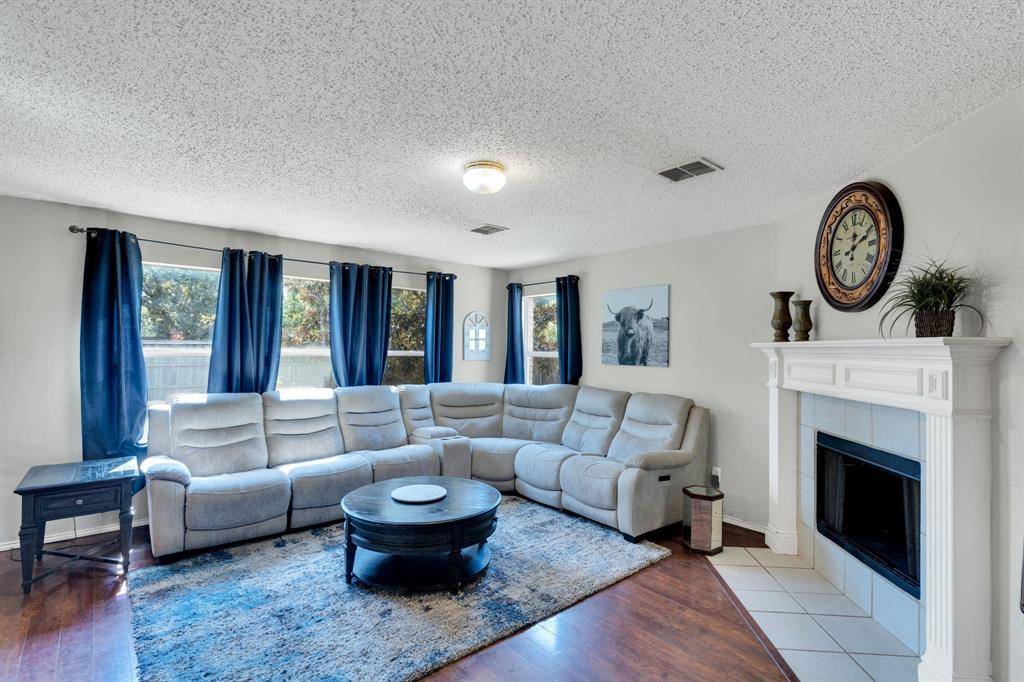 Arlington, TX 76002,6729 Prairie Fire Road