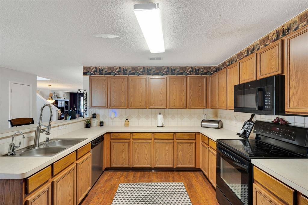 Arlington, TX 76002,6729 Prairie Fire Road