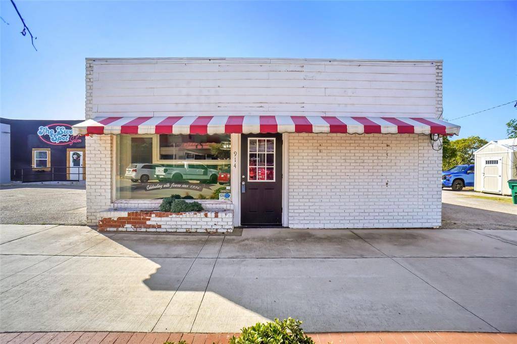 Bridgeport, TX 76426,914 Halsell Street