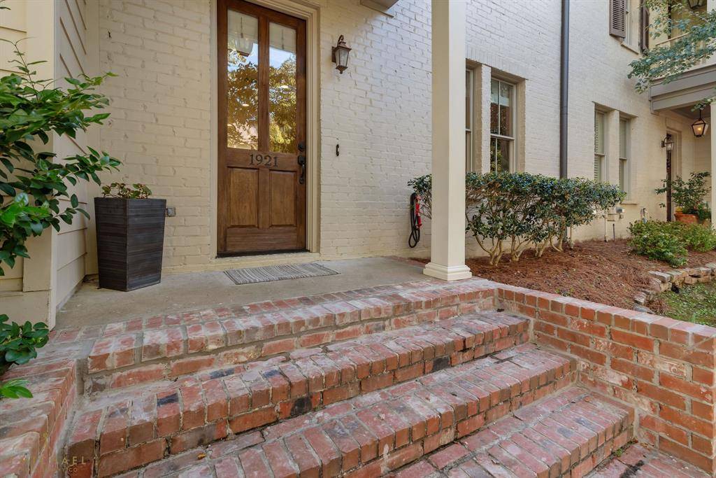 Shreveport, LA 71106,1921 Woodberry Avenue