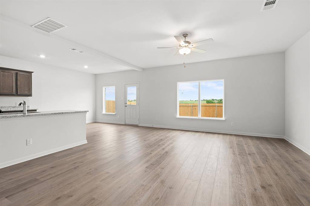 Venus, TX 76084,202 Julian Davis Drive