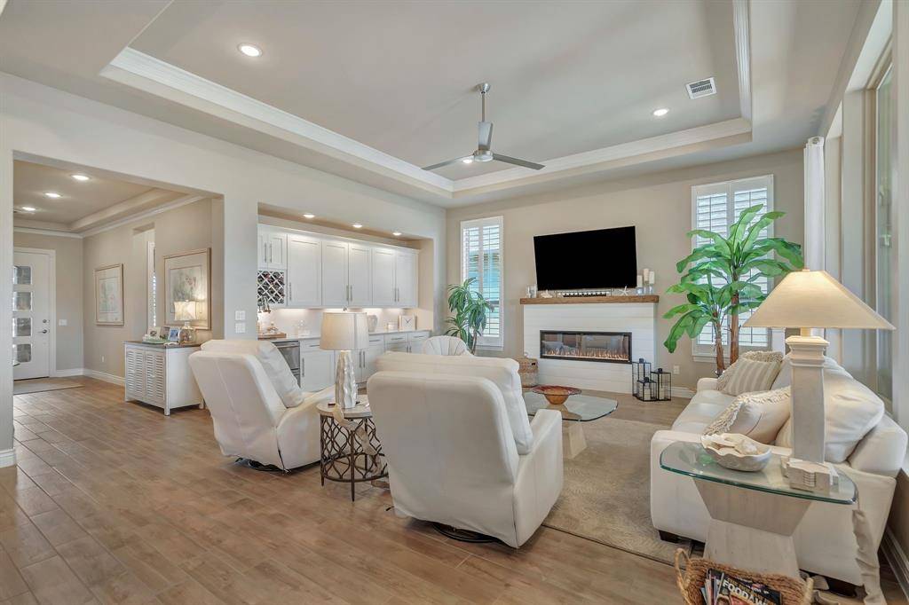 Denton, TX 76207,9533 Arkose Drive