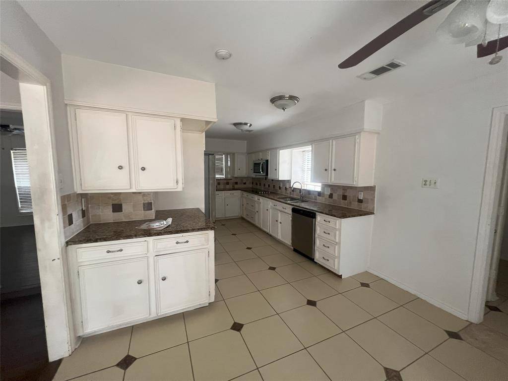 Garland, TX 75043,3813 Whiterock Trail