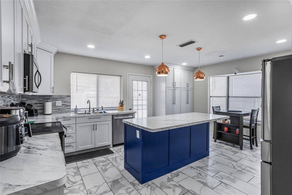 Carrollton, TX 75007,3112 Mayfair Drive