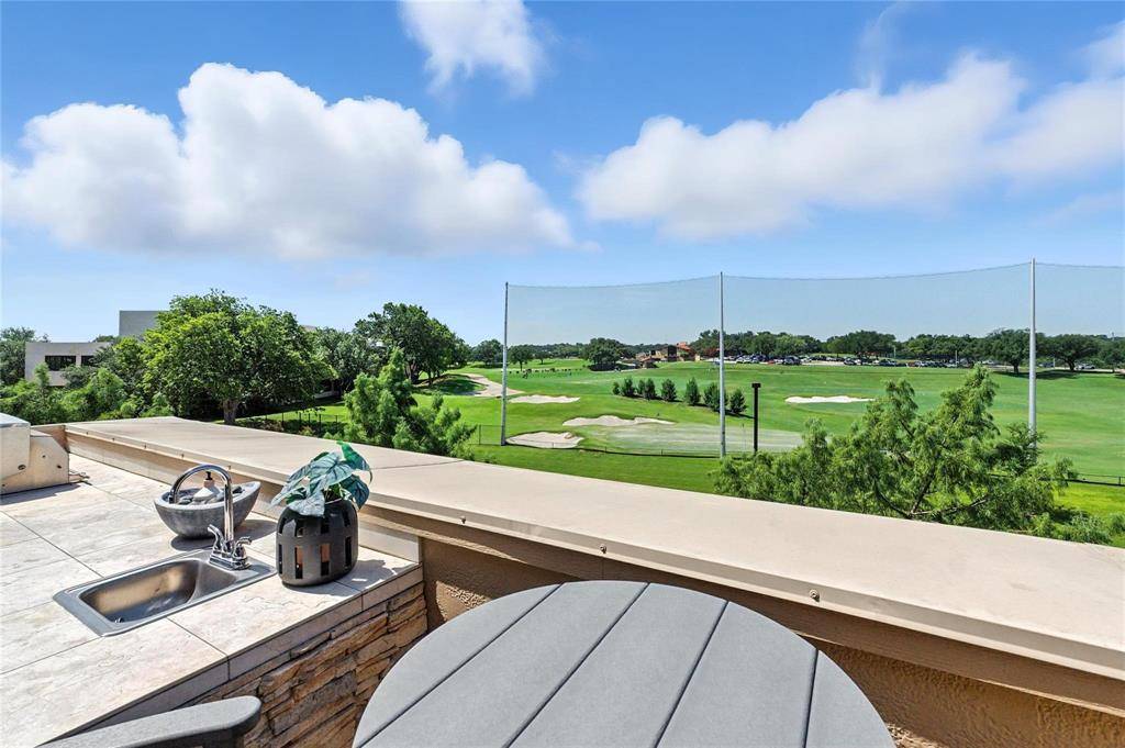 Irving, TX 75062,101 Decker Drive #301