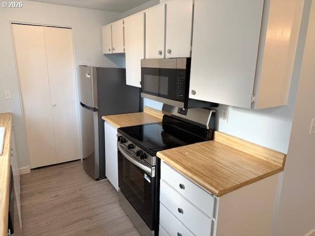 Portland, OR 97229,12628 NW BARNES RD #6