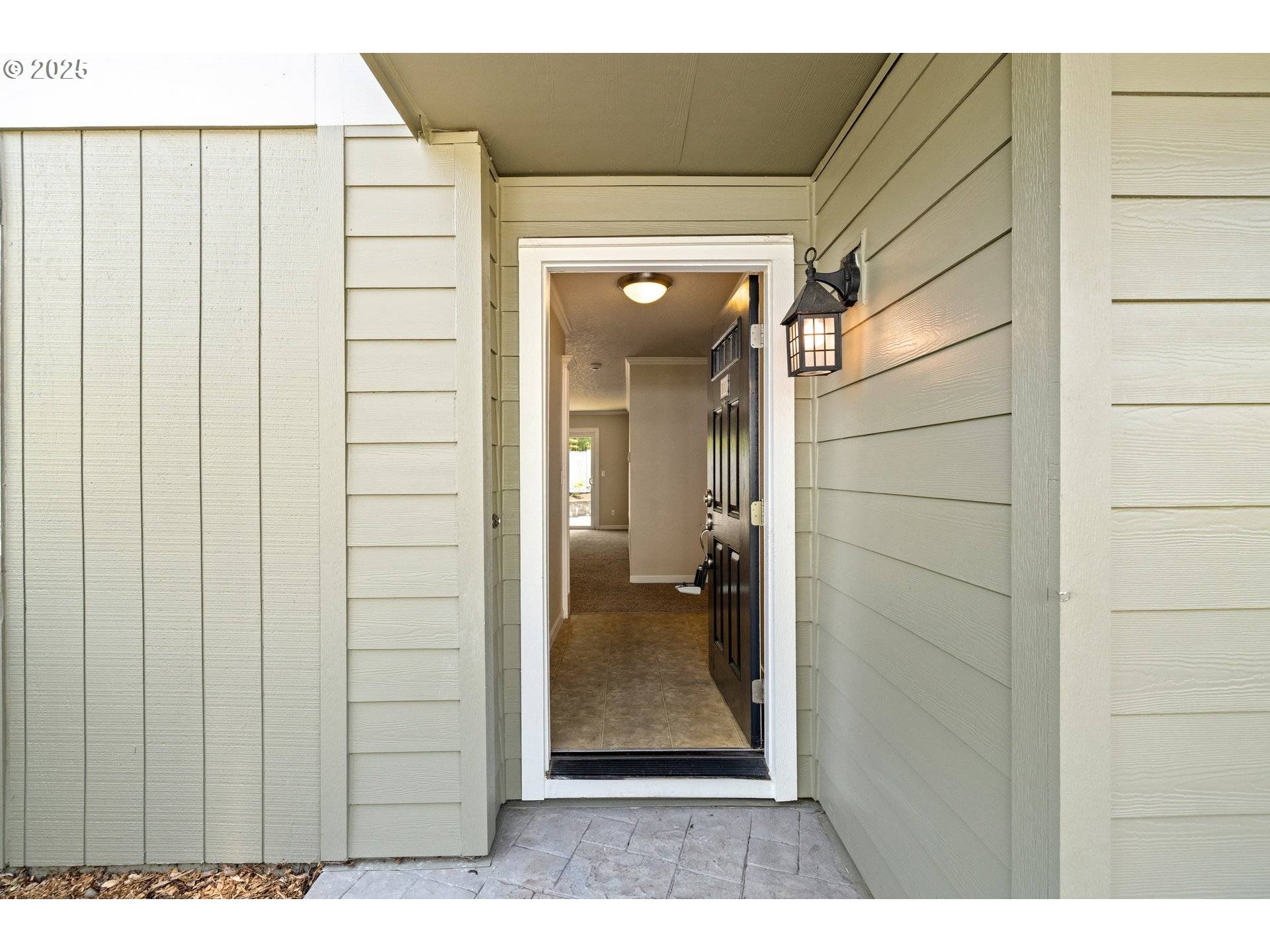 Portland, OR 97229,1950 NW 143RD AVE #101