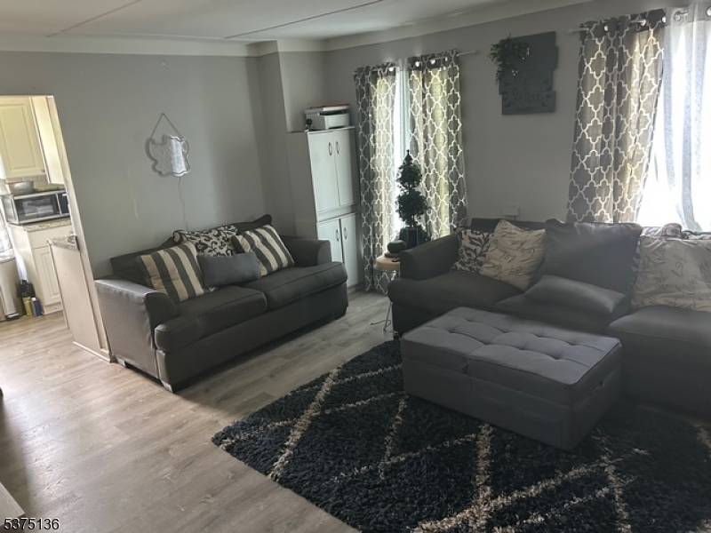 Somerville Boro, NJ 08876,44 Mechanic St