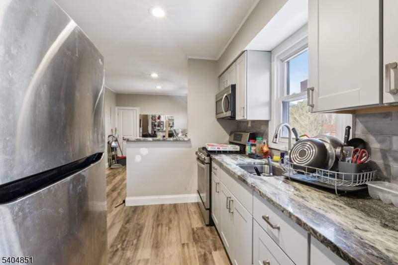 Butler Boro, NJ 07405,32 3Rd St