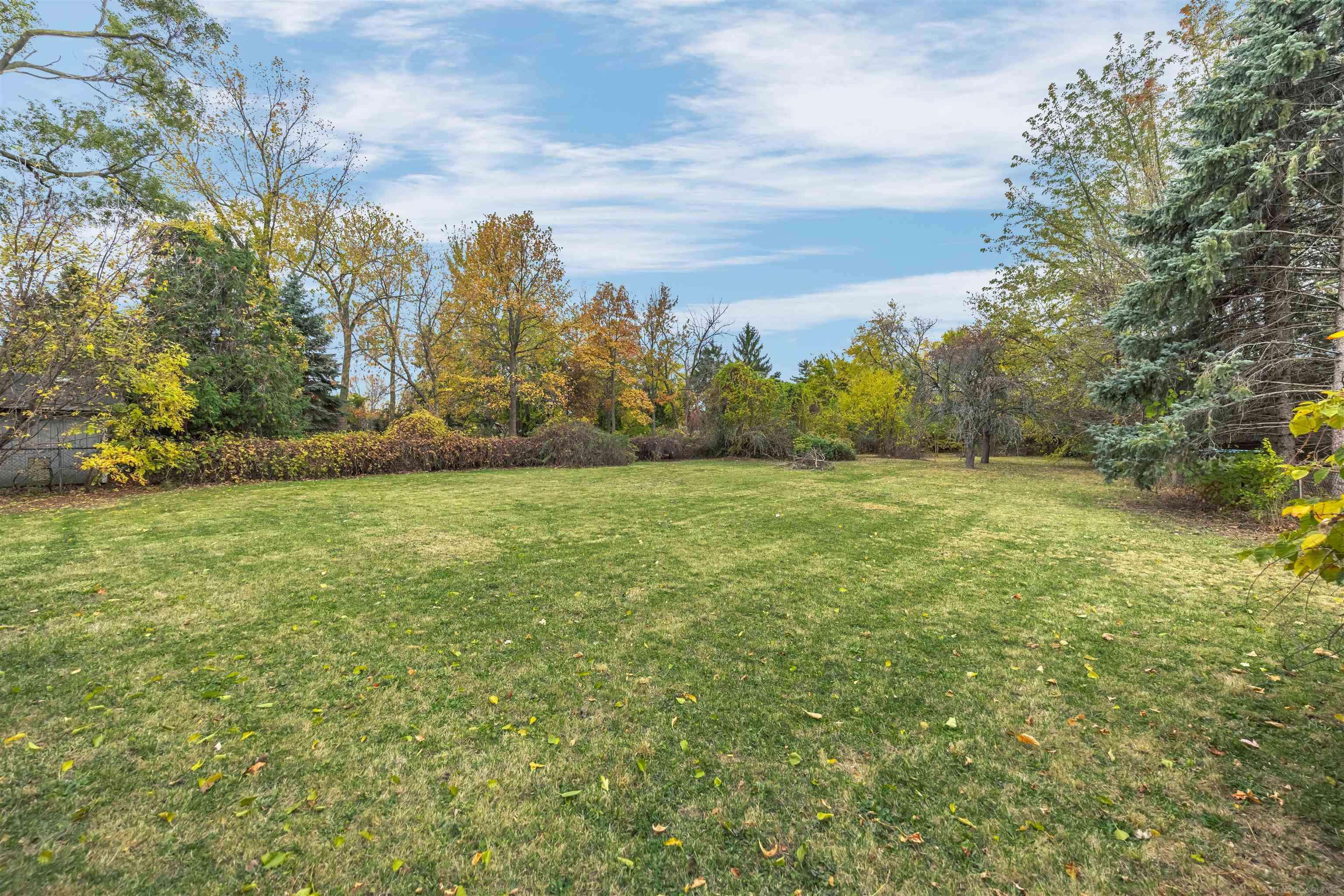 Roseville, MI 48066,30675 Tennessee ST