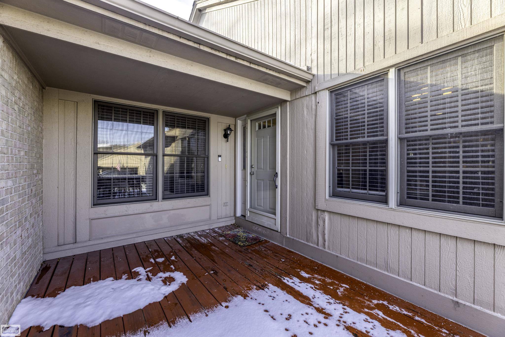 Clinton Township, MI 48036,23596 Suttons Bay DR