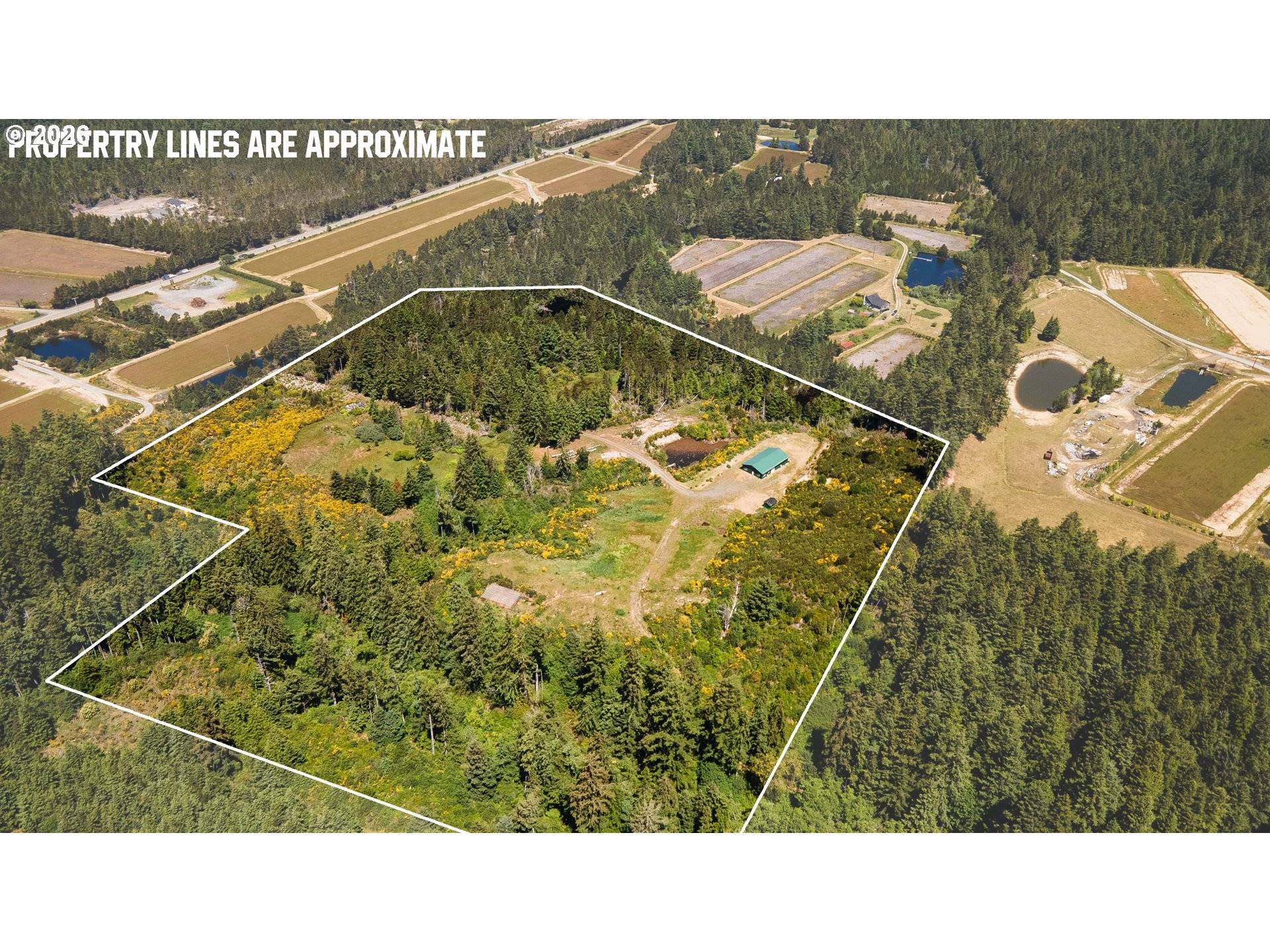 Bandon, OR 97411,87372 LOIS LN